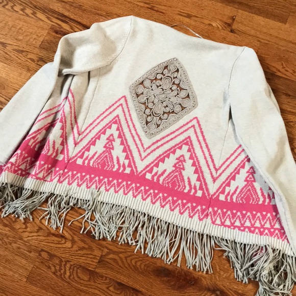 INC AZTEC Pink Knit Fringe Sweater Size S - Picture 5 of 6